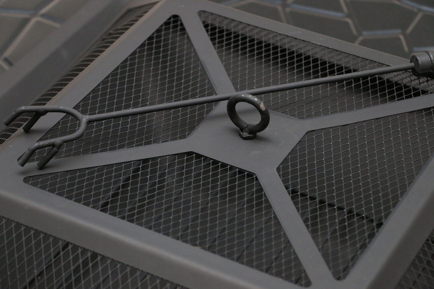 NNEDSZ 18" Square Metal Fire Pit Outdoor Heater